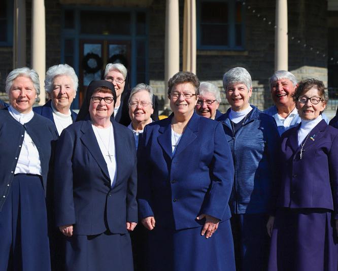 Group of IHM sisters on college campus